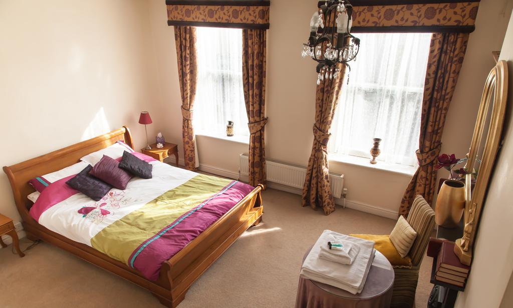 Wisteria House Bed and Breakfast Lymington Εξωτερικό φωτογραφία